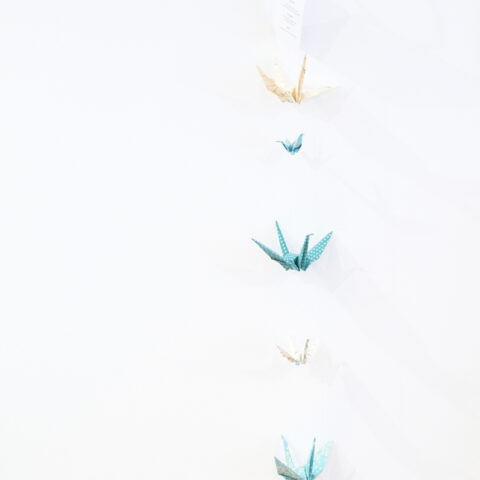 2000000017297-guirlande-origami-turquoise-blanc